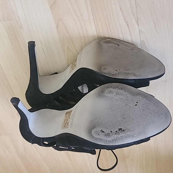 Steve Madden Elegant Ursula Black Suede High Heels Size 8 - Picture 10 of 10